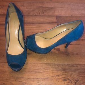 Nine West 7.5 teal heel